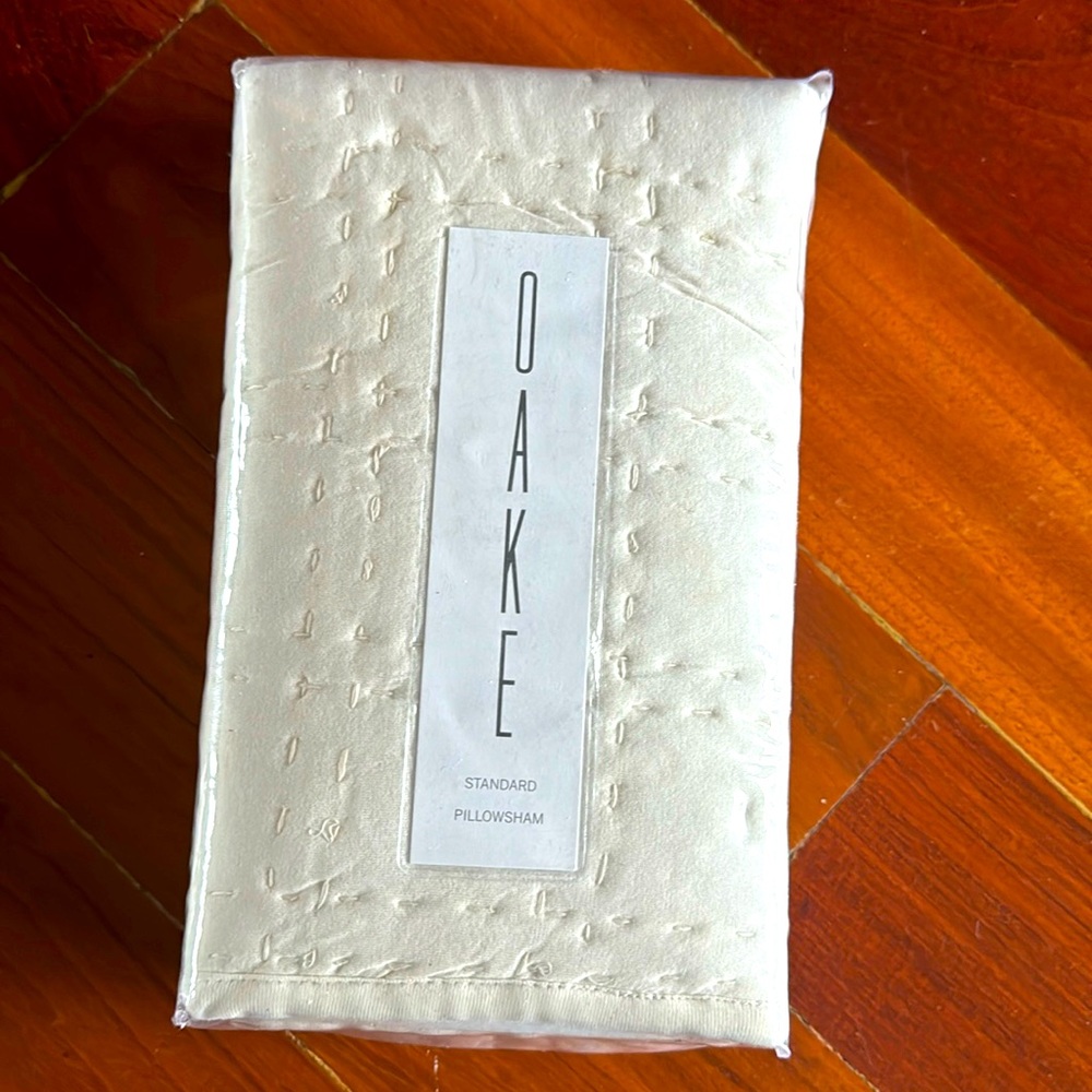 Oake Jersey Quilted Standard Pillowsham NWT Ivory